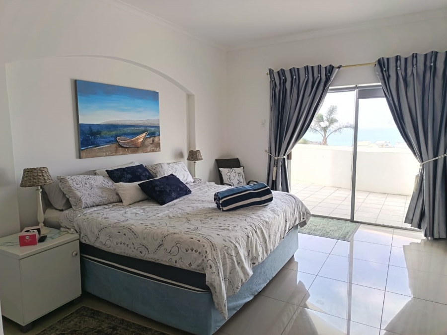To Let 1 Bedroom Property for Rent in Wavecrest Eastern Cape